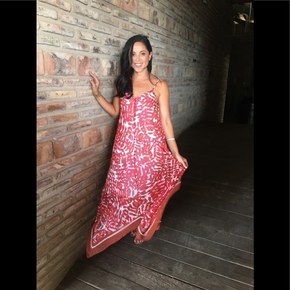 Meet your Posher, Sav - Picture 1 of 3